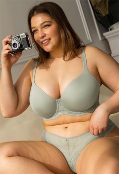 Beautiful Vows, Curvy Lingerie, Curvy Women Outfits, Bra Panty, Bras And Panties, Bra And Panty Sets, T Shirt Bra, Beautiful Smile Women, The Pure