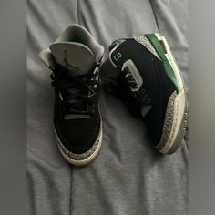 Jordan 3 Pine Green Worn 1 Time Comes With Replacement Box Jordan 3 Pine Green, Jordan Green, Shoes Jordan, Pine Green, Jordan 3, Jordans For Men, Jordan Shoes, Black Green, Green Color