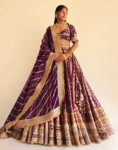 Rajputi Dress, Half Saree Lehenga, Wedding Motifs, Indian Bridal Dress, Half Saree, Lehenga Choli, Indian Bridal, Indian Outfits, Wedding Outfit