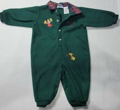 VINTAGE Disney Babies 12 Month Boy Outfit Green Baby Pluto Baby Mickey. Baby Boy Stuff, Vintage Baby Boy Clothes, Thrift Outfits Ideas, Thrift Outfit, 2000s Baby, Baby 12 Months, Disney Babies, Vintage Baby Boys, Vintage Kids Clothes