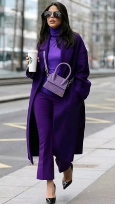 Mode Purple, Monochromatic Fashion, Color Blocking Outfits, Monochromatic Outfit, Purple Outfits, Classy Work Outfits, Stylish Work Outfits, Mode Inspo, Looks Chic