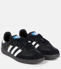 Best Winter Shoes, Adidas Samba Women, Adidas Samba Black, Swag Shoes, Shoes Sneakers Adidas, Black Sneakers, Pretty Shoes, Dream Shoes