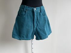 Great teal colored denim shorts are missing some of their tags, but we do know they were made in the USA and are a size 9/10. Of course please check the measurements given below to ensure a proper fit. They are all cotton denim and in great condition. They have been gently laundered. Measurements 26" waist 13 1/2" long 36" hips 2.5" inseam 12" rise Colored Denim Shorts, Skorts, Blue Jean Shorts, Short En Jean, Jeans Shorts, Teal Colors, Jean Shorts, Short Outfits, Blue Jeans