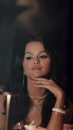 Selena Gomez Lockscreen
Selena Gomez wallpaper
Selena Gomez single soon
Selena Gomez single soon Lockscreen Celebrity Mood Pics, Female Confidence, Confidence Quote, Makeup Celebrity, Katherine Schwarzenegger, Dress Celebrity, Celebrity Memes