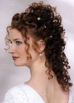 Asymmetrical Hairstyles, Curly Wedding Hair, Bangs Hairstyles, Hacks Beauty, Fringe Hairstyles, Athletic Hairstyles, Unique Wedding Invitations, Wedding Hairstyles For Long Hair