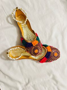 This is a traditional Afghani slipper (paissare) which can be worn during any event Multicolor Festive Sandals For Summer, Traditional Festive Sandals For Party, Festive Multicolor Open Toe Sandals, Afghan Shoes, Traditional Festive Party Sandals, Traditional Sandals With Dori Work For Festivals, Traditional Sandals For Festivals And Parties, Traditional Multicolor Sandals With Round Toe, Traditional Closed Toe Sandals For Festive Occasions