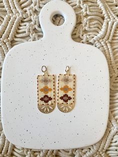 This southwest inspired, hand woven earrings are simple and light but also can be a great statement piece to add to any outfit.  *These are made to order so please allow 3-4 days before they are shipped*