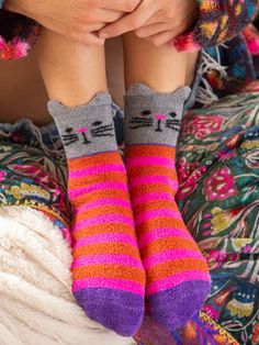 Mushroom Slippers, Boho Socks, Smiley Face Slippers, Sloth Socks, Rolling Tote Bag, Flower Slippers, Gift Tags Birthday, The Little Things In Life