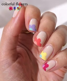 Cute Nail Ideas For Kids, Gel Flower Nails, Nail Ideas For Kids, Summer Flower Nails, Patterned Nails, Minimalistic Nails, Nail Options, Preppy Nails, Nail Art Spring