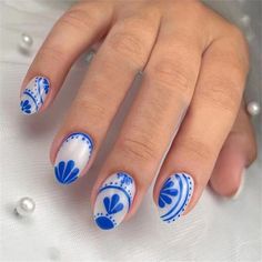 Retro Blue False Nail Flowers Short Square Press on Nails for Nail Art 24pcs Native Nail Art, European Nails, Hippie Nail Art, Nail Flowers, Bohemian Nails, Short Oval Nails, Square Press On Nails, Dark Blue Nails, Hippie Nails