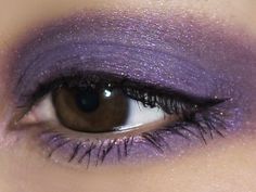 Purple Violet Shimmer Eyeshadow - "Lulu" - Vegan Mineral Makeup 1970s Eyeshadow, Violet Eyeliner, Violet Eyeshadow, Nerd Makeup, Glitter Eyeshadow Makeup, Makeup Violet, How To Do Eyeshadow, Eyeshadow Purple, Makeup Purple