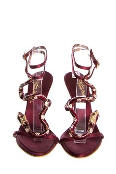 Roberto Cavalli burgundy and snake detail satin heels. This item has never been .Size: 36Heel: 4.25' Brand = Roberto Cavalli Shoe Size = 36 Color = Burgundy Condition = Never Item Number: 2924-1469 Item ID: 130157 Category: Heels Roberto Cavalli Heels, Roberto Cavalli Shoes, Robert Cavalli, Snake Shoes, Size 12 Heels, Snake Heels, Heels Aesthetic, Burgundy Heels, Fashion Shoes Heels