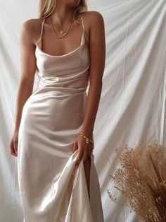 Champagne Cocktail Dress, Prom Outfits, Grad Dresses, Handmade Dresses, Looks Vintage, Ball Dresses, Dream Dress