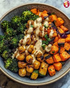 Roasted Veggie Bliss Bowls Vegetable Bowl Aesthetic, All Veggie Meals, Aesthetic Healthy Meals, Sweet Potato Bowl, Healthy Food Vegetarian, Bliss Bowls, Sliced Zucchini, Whole Foods Diet, Veggie Bowls