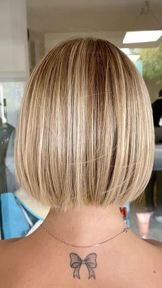 Neck Length Hairstyles, Neck Length Hair Cuts, Neck Length Hair, Fine Straight Hair, Hairstyles Trendy, Haircuts Straight Hair, Hair Color And Cut, Fancy Hairstyles, Favorite Hairstyles