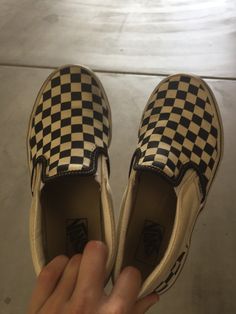 Brown Checkered Vans, Checkerboard Vans Aesthetic, Vans Shoes Aesthetic Grunge, Vans Checkered Slip On, 2016 Tumblr Outfits, Vans Old Skool Checkerboard, Story Ideas Pictures