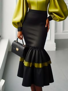 Peplum Suit, Structured Skirt, Cute Church Outfits, Classy Skirts, Old Money Fashion, Slay Outfits, Color Combos Outfit, Money Fashion, Body Shapewear