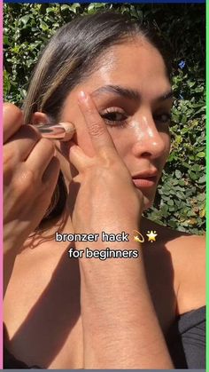 ✨ ready for a bronzer hack that'll change your makeup game? watch closely! try it out and let us know how it goes💫 cacao bronzing pot Bronzer Application, Healthy Tan, Bronze Makeup Look, Butter Bronzer, No Lie