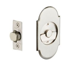 an image of a door handle and knob