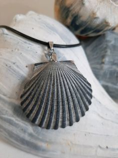 Seashell Necklace Seashell Pendant Shell Pendant Beach - Etsy Seashell Necklace Diy, Silicone Necklace, Sports Swimming, Seashell Pendants, Jewelry Real, Cotton Crafts, Seashell Necklace, Going To The Beach