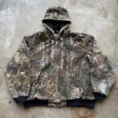 Camo Clothes, Carhartt Jacket, Fits Clothes, Camo Hoodie, Camo Jacket, Dream Clothes, Fashion Killa, Sweater Jacket, Passion For Fashion