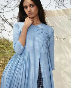 Angarkha Kurti, Anarkali Dress Pattern, Indian Designer Suits, Simple Kurti Designs, Cotton Kurti Designs, Kurti Neck Designs, Kurta Designs Women