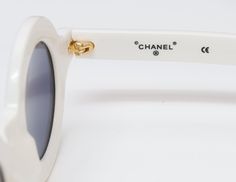 Iconic Chanel CC 1993 White Round 01945 Sunglasses Chanel sunglasses from Spring 1993 Collection in excellent condition, with slight wear on the frame. Celebrities and bloggers favorite!Made in Italy Chanel Round Glasses, Sunglasses Chanel, Chanel Sunglasses, Antique Jewelry, In Italy, Chanel, Sunglasses, Italy, Celebrities