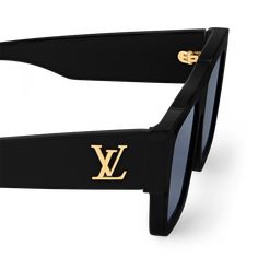 LOUIS VUITTON® - Lv Clash Square Large Sunglasses - Black Lv Sunglasses Women, Lv Glasses, Lv Sunglasses, Louis Vuitton Gifts, Large Sunglasses, Louis Vuitton Official Website, Throwing Shade, Expensive Jewelry Luxury, Louis Vuitton Sunglasses