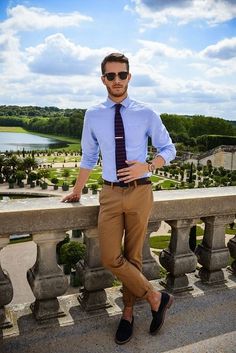 Casual dressy. Great for a summer wedding guest! Blue Shirt Outfit Men, Men Work Outfits, Summer Business Attire, Adam Gallagher, Mens Work Outfits, Light Blue Dress Shirt, Shirt Outfit Men, Professional Work Outfit, Mode Tips