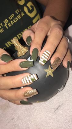 Green Camo Nails, Army Green Nails, Camo Nail Designs, Army Nails, Nail Colors And Designs, Camo Nails, Summer Nail Colors, Green Nail Designs, Fall Acrylic Nails