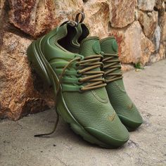 Nike Air Presto Premium "Green Olive" Size Man - Price: 139 (Spain Envíos Gratis a Partir de 99) http://ift.tt/1iZuQ2v  #loversneakers #sneakerheads #sneakers  #kicks #zapatillas #kicksonfire #kickstagram #sneakerfreaker #nicekicks #thesneakersbox  #snkrfrkr #sneakercollector #shoeporn #igsneskercommunity #sneakernews #solecollector #wdywt #womft #sneakeraddict #kotd #smyfh #hypebeast #nike #airmax  #nikepresto Sneakers Addict, Wise Men, Sports Sneakers, Green Olive, Bed Mattress, Sport Sneakers