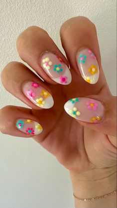 #summernails #frenchnails #flowernaildesigns #nails #nailart #colorfulnails Color Trends 2024, Short Summer Nails, April Nails, Nail Color Trends, Cute Simple Nails, Simple Acrylic Nails, Royal Life