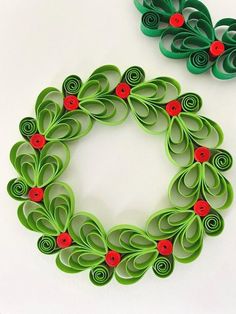 Christmas Wreath / Quilled Christmas Wreath / Paper Ornament / Quilling Paper / Ornament Tree / Handmade Decor / Eco Friendly Gift - Etsy Quilling Christmas Tree Ornaments, Quilling Patterns Tutorials, Quill Art, Lighthouse Crafts, Paper Quilting