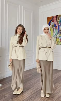 Graduation Outfit Hijab, Classy Hijab Outfits, Girls Boutique Dresses, Elegant Summer Dresses, Hijab Look, Muslim Fashion Hijab Outfits, Classic Style Outfits, Stylish Short Dresses