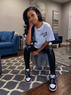 Outfits With Jordan 1s, Jordan Outfits Womens, Jordan 1 Outfit Women, Jordan 1 Outfit, Jordan Outfits, Swag Outfits For Girls, Legging Outfits, Chill Outfits, Streetwear Fashion Women