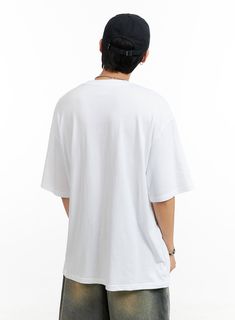 Product Detail Style : Street Occasion : Back to school Type : Men, TShirts Print : Graphic Material : Cotton Sleeve : Short sleeve Neck : Round neck Fit : Oversize fit Cotton60 Modal40 Color : White Made in Korea Model Size Model is wearing size 1XL and the color White. Height : 6'0" | 184cm / Top : L / Bottom : XL (32 inch) .prddescription table, .prddescription td, .prddescription th { border : 1px solid black; border-collapse : collapse; padding: 10px; } Size(Inch) Size Shoulder Bust Sleeve