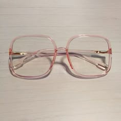 Glasses Inspiration, Clear Glasses Frames, Funky Glasses, Cute Glasses, Clear Frames, Stylish Glasses, Square Glasses, Glasses Frames, Cute Jewelry