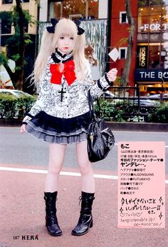 Fashion 90s Harajuku Fashion, 90s Japanese Street Fashion, 90s Harajuku, Kei Visual, Fashion Goth, 일본 패션, Harajuku Fashion Street, Harajuku Girls, Fashion 90s