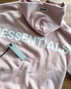 Folded Hoodies Aesthetic, Pink Essentials Hoodie Outfit, Pink Essentials Hoodie, Pink Hoodie Outfit Aesthetic, Pink Essentials, Hoodies Pink, Neat Casual Outfits, Hoodies Aesthetic, Essentials Hoodie