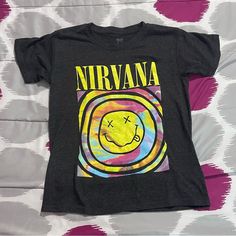 Never Worn! Super Cute Tee Nirvana Shirt Outfit, Nirvana Tshirt, Nirvana Tee, Nirvana Shirt, Grunge Tee, Grunge Shirt, Oversized Graphic Tee, Band Tees, Nirvana