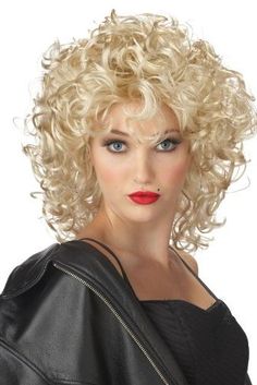 30 Best Grease Costumes - DIY Grease Costumes for Halloween Grease Sandy, Petite Blonde, Hairstyle For Chubby Face, Blonde Curls, Natural Wigs