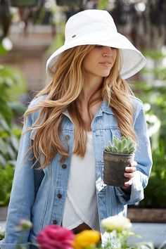 Engineer Hat, Plaid Bucket Hat, Garden Boots, Gardening Outfit, Banana Republic Jeans, Gardening Gloves, Lace Inset, Day At The Beach, Sun Hat