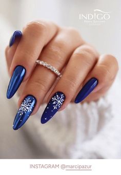 Blue Wedding Nails, Blue Christmas Nails, Blue Gel Nails, Navy Blue Nails, Nagel Tips, Christmas Gel Nails, Simple Gel Nails, Smink Inspiration, Blue Nail Designs