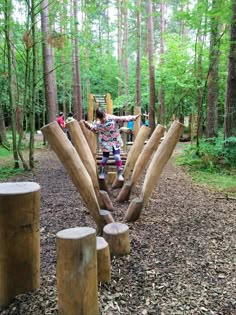 Playground In The Woods, Natural Playground Diy, Natural Playground Design, Montessori Playground, Natural Playscapes, Wood Playground