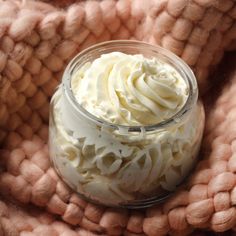 Cocoa Cashmere Body Butter Project | BrambleBerry Diy Lotions, Best Body Butter, Homemade Body Butter, Diy Body Butter, Hand Salve, Oil Cleansing, Extremely Dry Skin, Body Butters Recipe, Diy Lotion