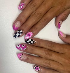 Disneyland Nail Ideas, Creative Nail Designs, Nail Designs