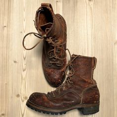 The Epitome Of Rugged And Distressed Best Describes This Vintage Pair Of Men’s Logger Boots By Starwartz Boots Are In Overall Good Condition. Please View All Photos Prior To Purchase. Please Ask All Questions Prior To Purchase. Thanks! Distressed Brown Rugged Work Boots With Round Toe, Vintage Closed Toe Moto Boots With Leather Sole, Rustic Lace-up Boots With Reinforced Toe, Vintage Combat Boots With Goodyear Welt Construction, Vintage Vibram Sole Boots With Closed Toe, Vintage Closed Toe Boots With Vibram Sole, Vintage Boots With Vibram Sole, Rustic Work Boots With Vibram Sole And Round Toe, Vintage Closed-toe Boots With Vibram Sole