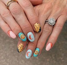 Sun Nails, Classy Nail Art, Themed Nails, Acrylic Nail Shapes, Hippie Nails, Moon Nails, Moon Sun, Hair Skin Nails, Manicure Y Pedicure