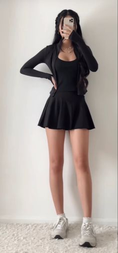 Baddie Outfits Club Night, Gym Korean Outfit, Classy Outfits Amazon, Black And White Cute Outfits, Work Out Fashion, Haute Couture Aesthetic Casual Outfits, Fits And Bits, Indoors Outfit, Girly Black Outfits