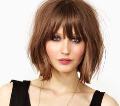 Brown Bob With Bangs, Short Choppy Layered Hair, Brown Bob, Messy Bob Hairstyles, Short Brown Hair, Chin Length Hair, Lob Hairstyle, Bob With Bangs, Short Hair With Bangs